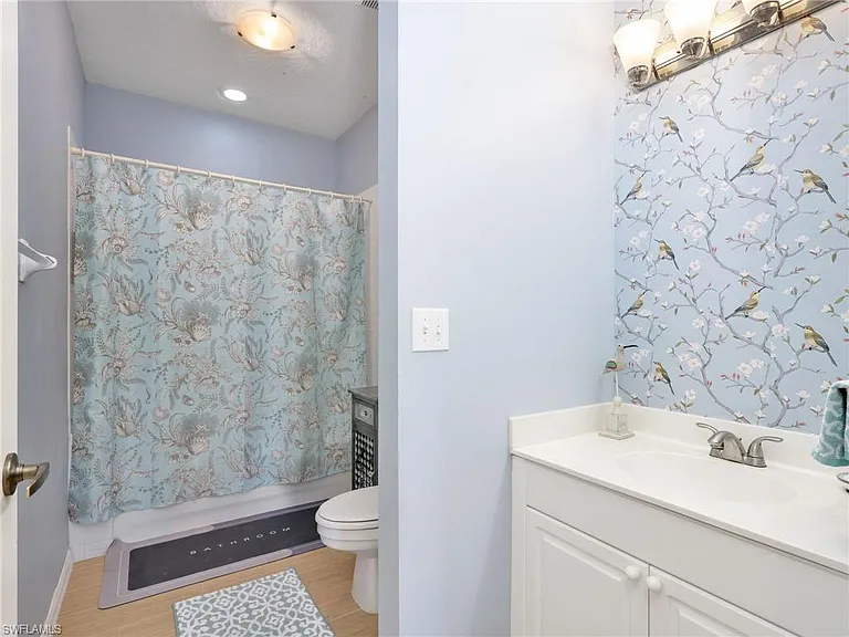 9071 Las Maderas Dr #101 — Photo 22