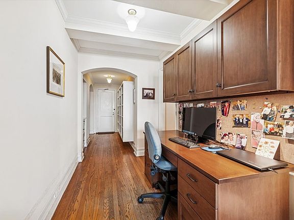 3rd image of 5555 N Sheridan Rd APT 1011