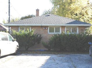 1421 Western Ave, Waukegan, IL 60085