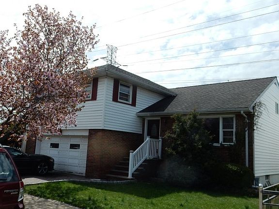 3rd image of 15 Bergen Ave