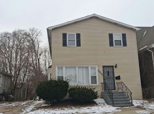 13904 S Edbrooke Ave, Riverdale, IL 60827