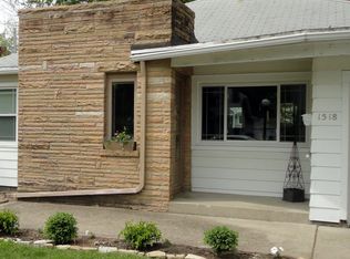 1518 W Clark St, Champaign, IL 61821