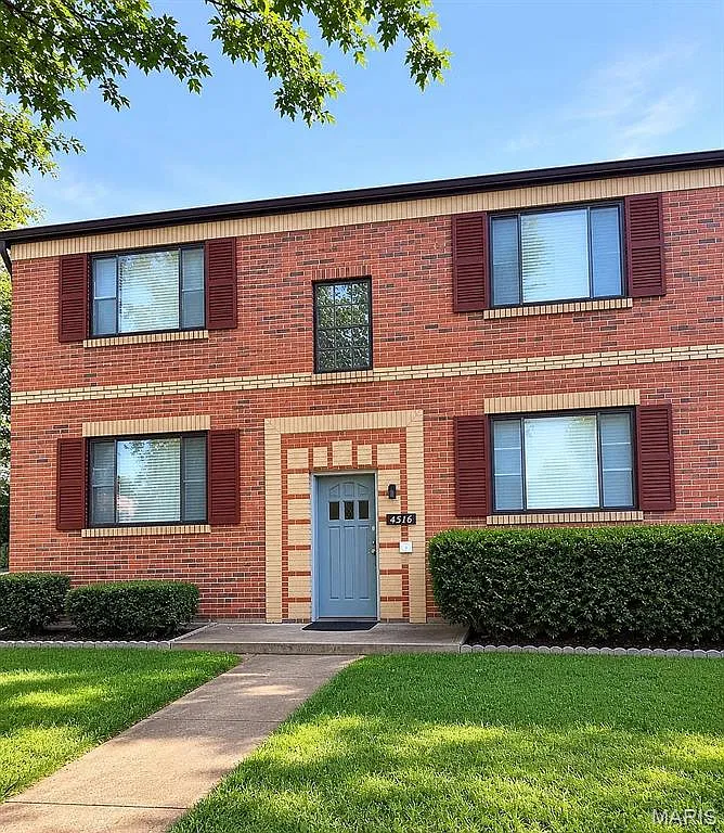 1 bed, 1.0 bath, 900 sqft, $800 — Photo 1