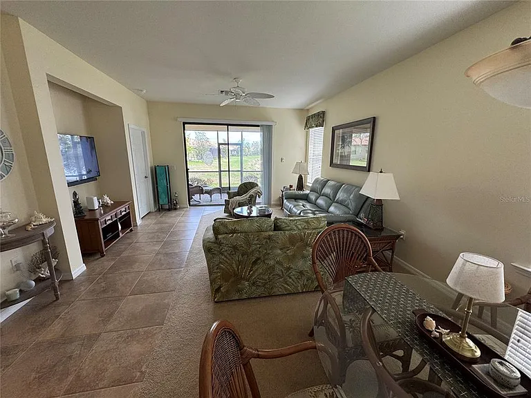 20096 Pezzana Dr — Photo 15