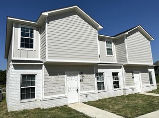 779 S Amarillo Ave #2, Fayetteville, AR 72704