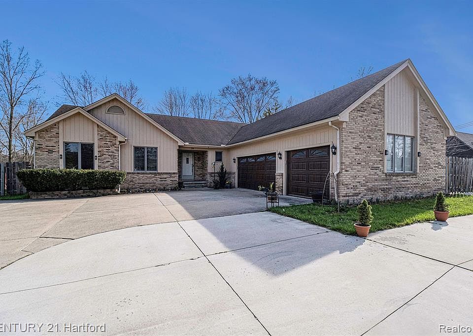 170 Leetonia Dr, Troy, MI 48085 Zillow
