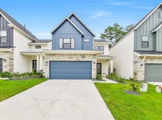 348 Summer Place Dr, Montgomery, TX 77356