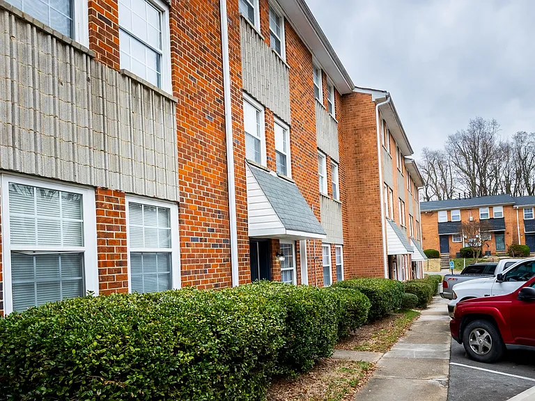 Graystoneplace Apartments — Photo 7