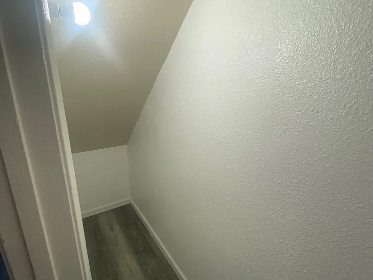 221 E Edison St #8 — Photo 3