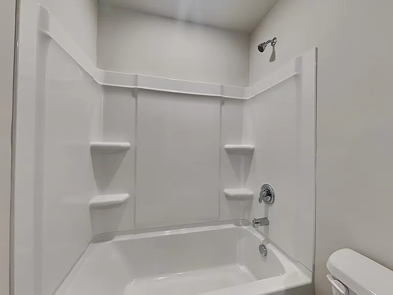 501 Saint Charles Pl — Photo 15