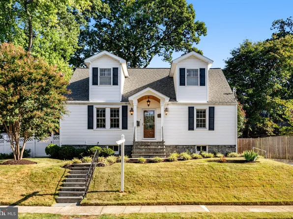 2401 S Culpeper St, Arlington, VA 22206