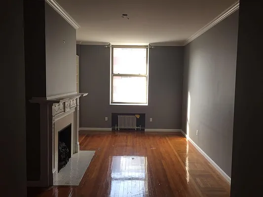 Rented by HFF Realty LLC | media 21