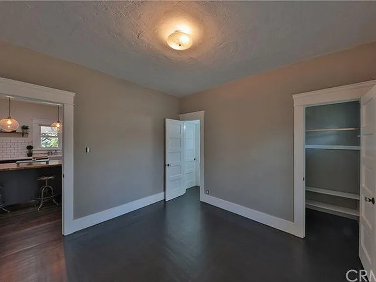 449 Walnut Ave — Photo 12