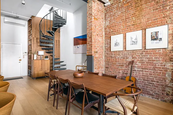 Rented by Compass | media 23