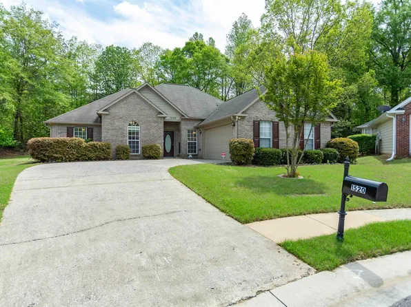 1520 Tea Rose Cir, Birmingham, AL 35244