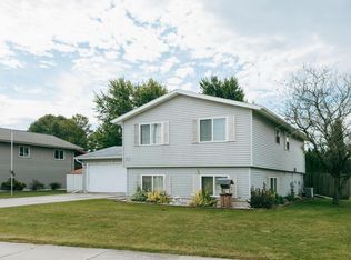 1101 E Cedar Ave, Manitowoc, WI 54220