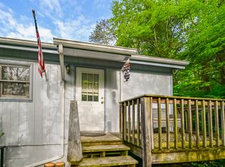 8 Pomeroy Rd, Athens, OH 45701