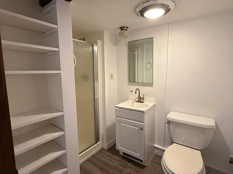 246 Enterprise St — Photo 9