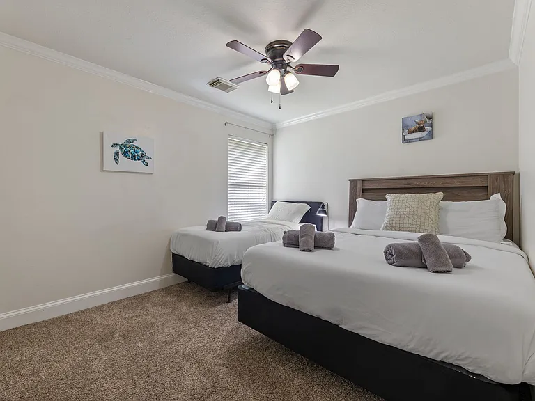 14807 Fairway Square Dr — Photo 33