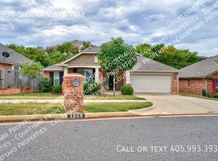 3900 Sierra Vista Way, Norman, OK 73071