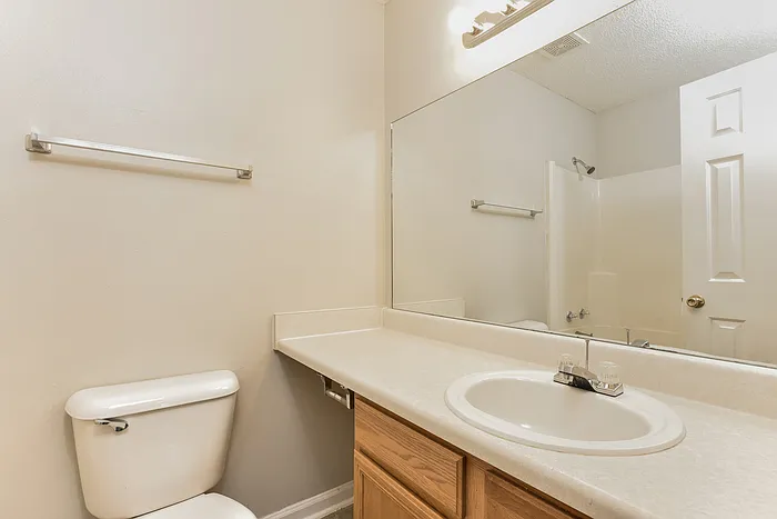 496 Cedar Park Cir — Photo 12