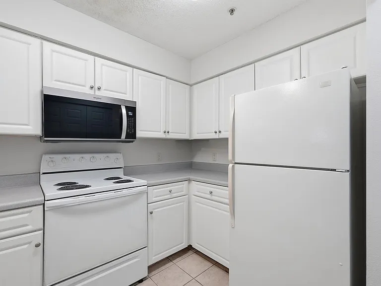 4270 Calinda Ln #316 — Photo 14