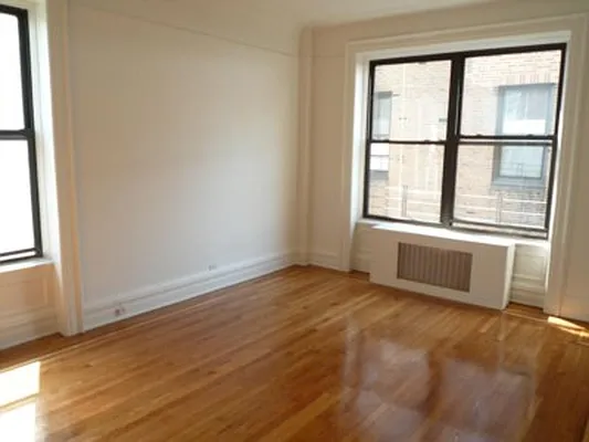 Rented by Raz Realty | media 47