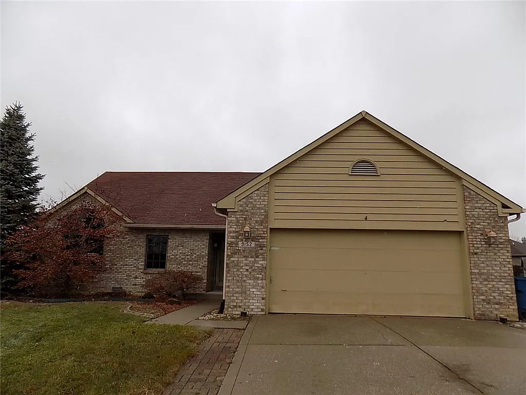 9152 New Harmony Cir photo 1