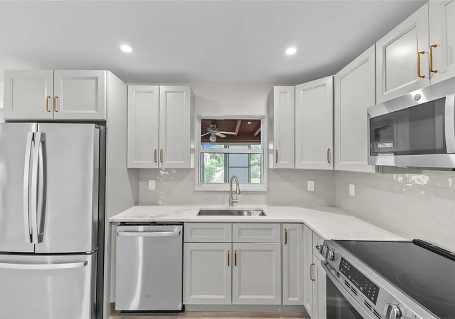 908 Lighthouse Drive, North Palm Beach, Fl 33408 - 4023 — Photo 1