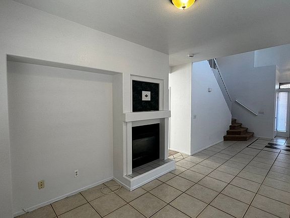 3rd image of 7290 Golden Star Ave