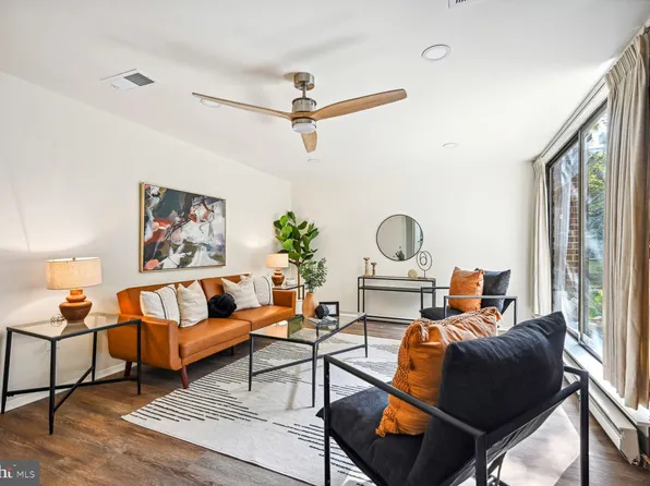 2107 Walsh View Ter APT 102, Silver Spring, MD 20902
