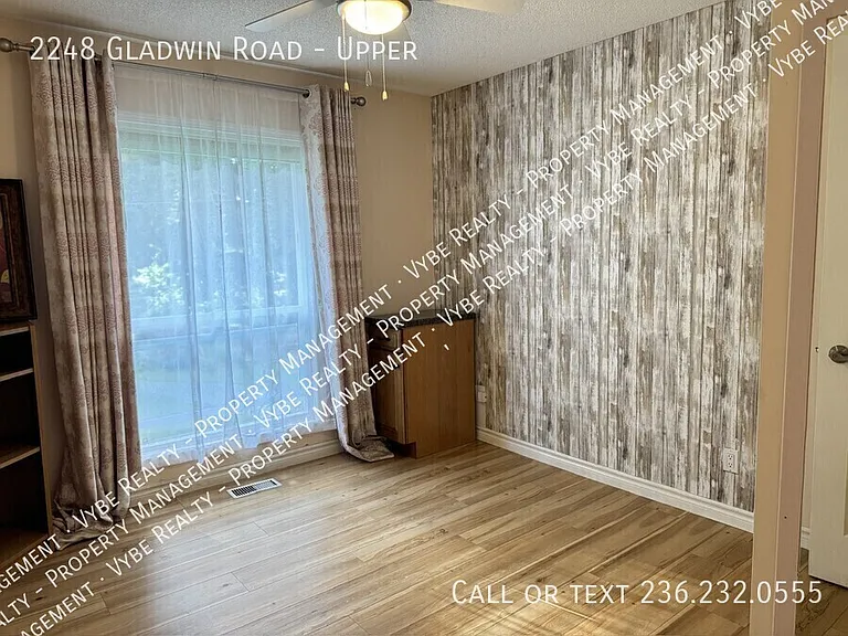 2248 Gladwin Rd #UPPER — Photo 18