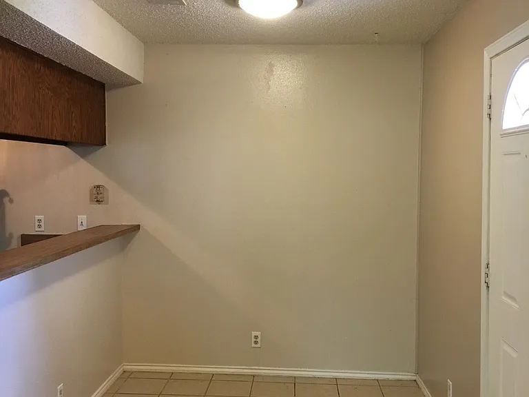 906 Sirocco Drive — Photo 5