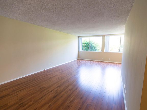 5th image of 4526 Coldwater Canyon Ave APT 102