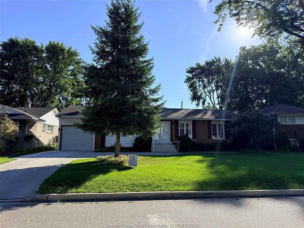 2 bed, $1,800 — Photo 2