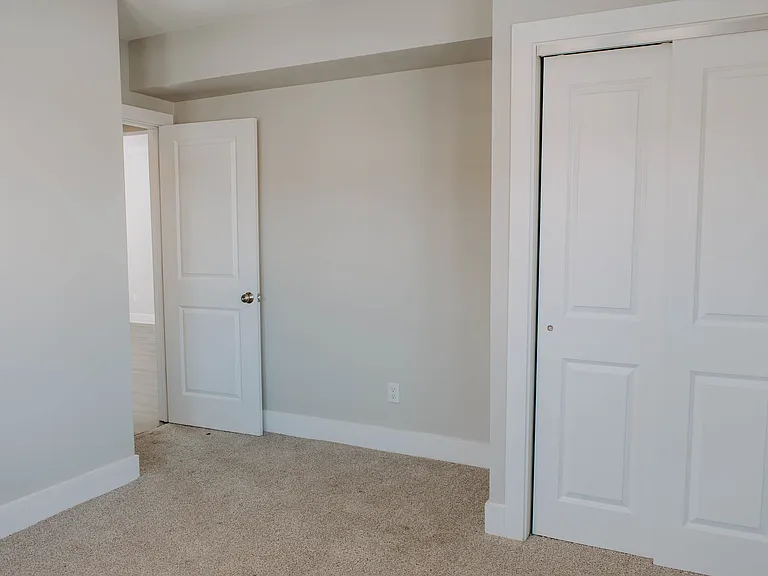6401 Lindenwood Pl #1W — Photo 19