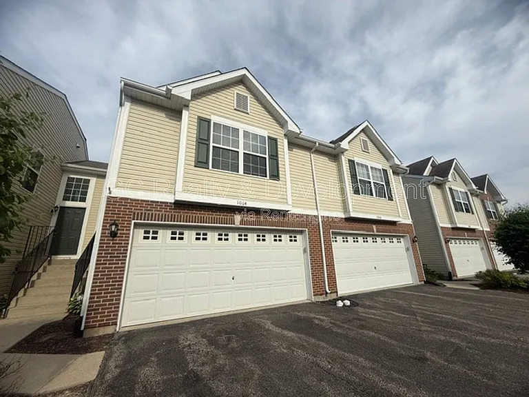 1064 Turin Dr — Photo 1