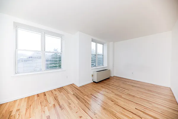 Rented by Oxford Property Group | media 11