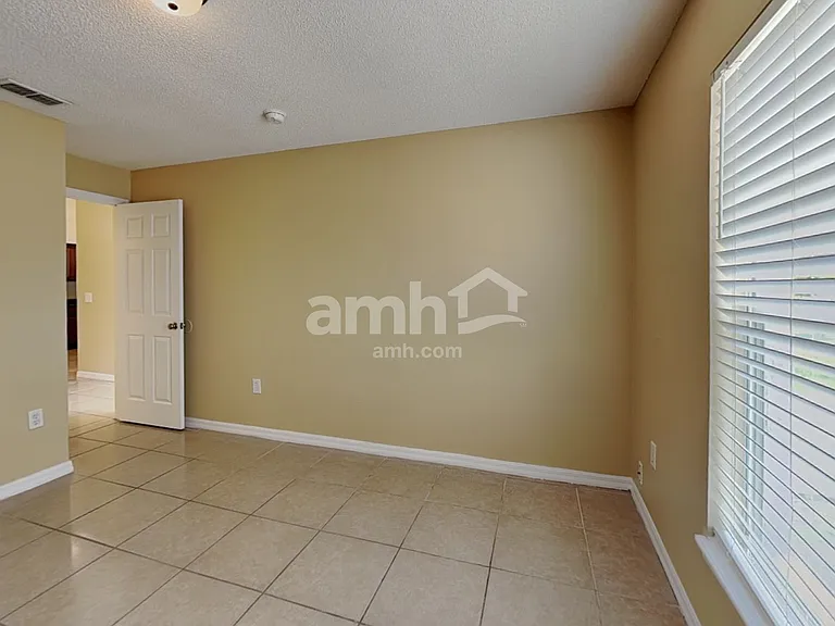 950 Woodsong Way — Photo 19
