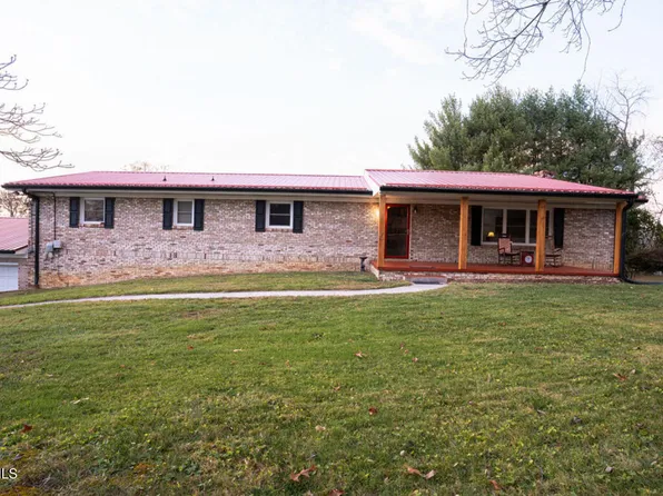 435 Shawnee Dr, Bluff City, TN 37618