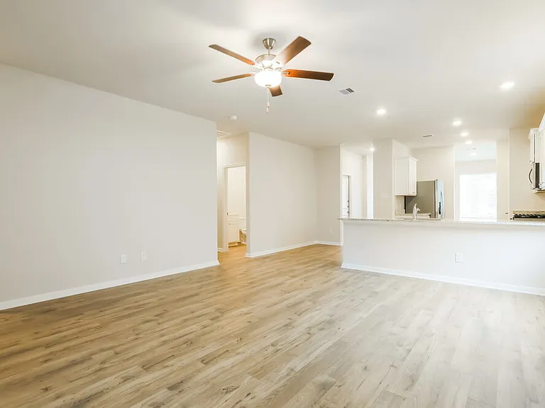 16459 Honeysuckle Hill Dr — Photo 6