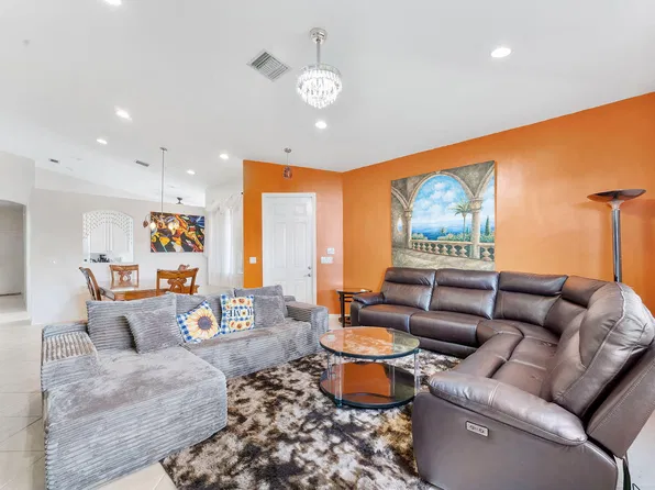8541 Water Cay, West Palm Beach, FL 33411