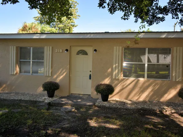 319 Montgomery Ave, Fort Myers, FL 33905