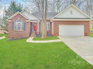 3623 Robin Ln, Charlotte, NC 28269