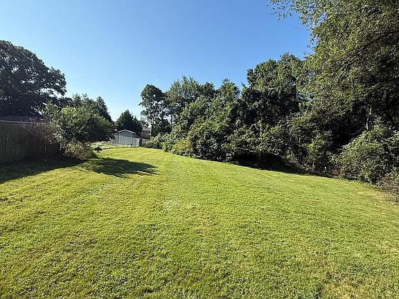 3rd image of 6608 Horseshoe Rd