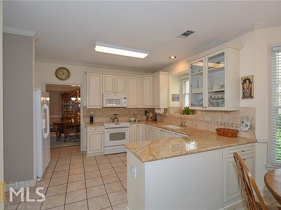 5th image of 801 Satin Wood Pl
