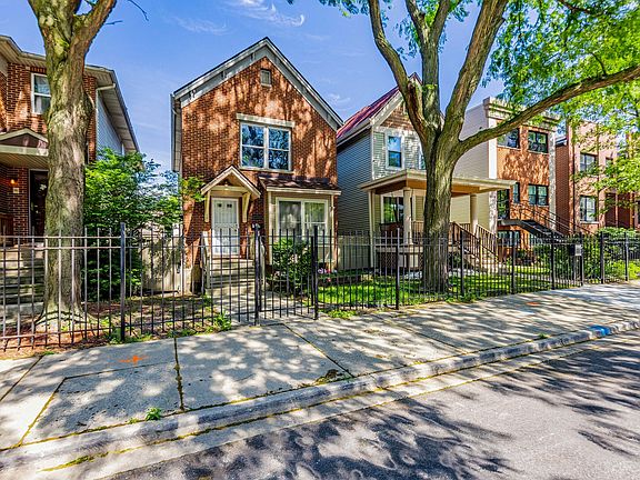 4th image of 3413 S Indiana Ave