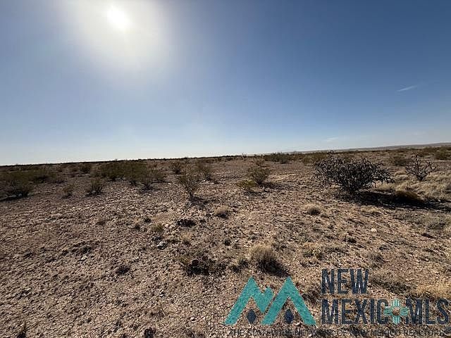 1st image of Desert Hill Rd