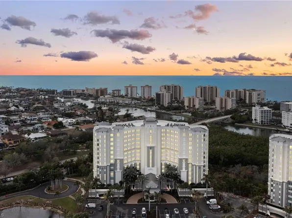 300 Dunes BLVD #404, NAPLES, FL 34110