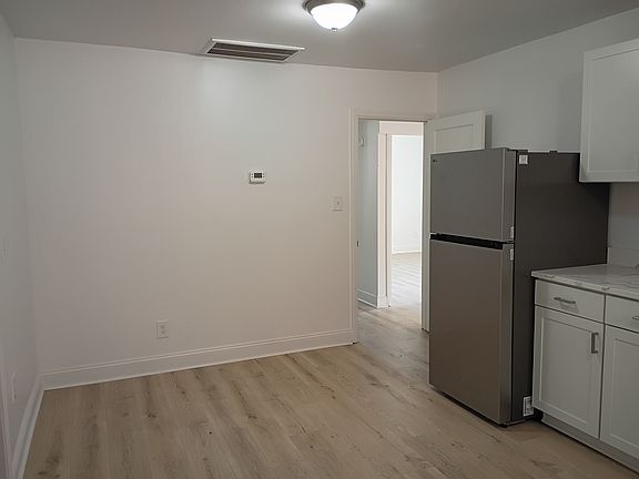 5th image of 1412 Silver Ave